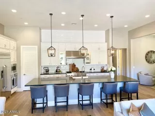 Photo #5: 6228638 Listing 
