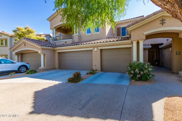 MLS: 6228665 Condo For Sale