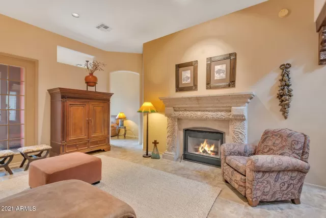 MLS: 6228703 Condo For Sale