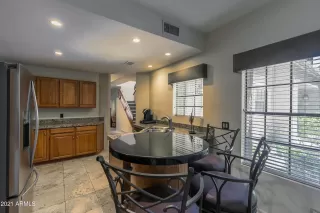 Photo #6: 6228814 Listing