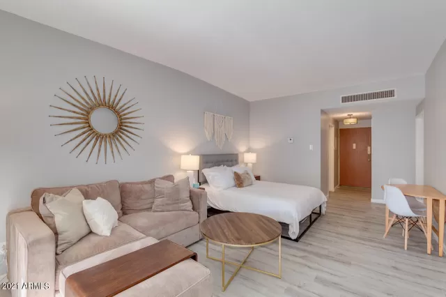 MLS: 6228815 Condo For Sale