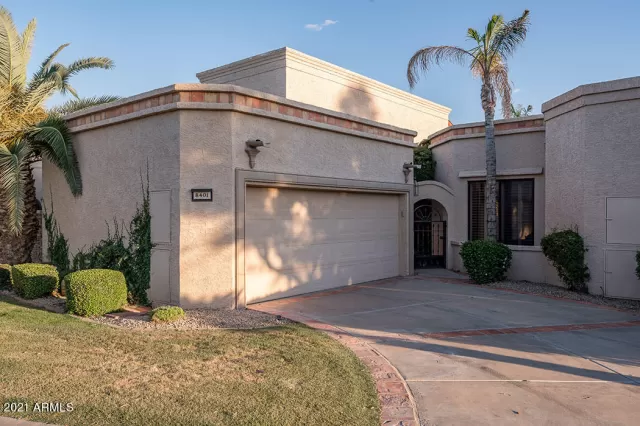 MLS: 6228834 Condo For Sale