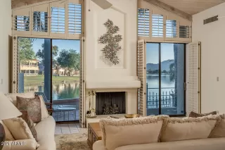 Photo #2: 6228834 Listing