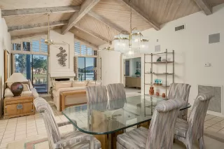 Photo #4: 6228834 Listing