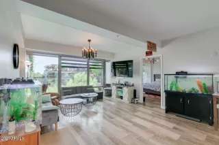 Photo #3: 6228920 Listing