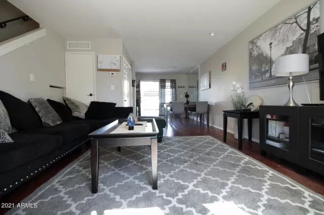 MLS: 6229059 Condo For Sale