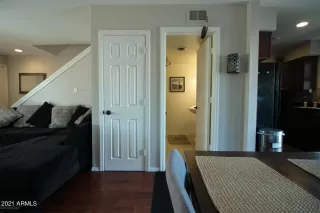 Photo #6: 6229059 Listing