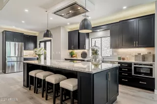 Photo #1: 6229116 Listing