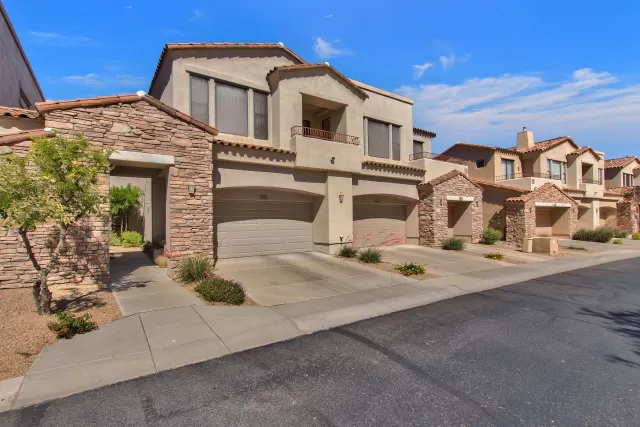 MLS: 6229313 Condo For Sale