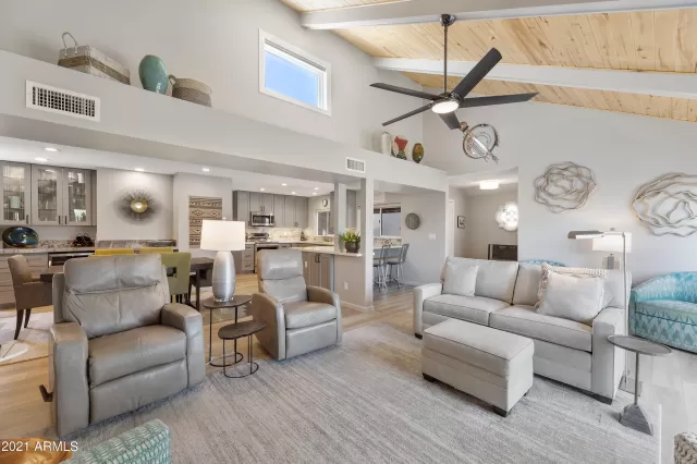 MLS: 6229424 Condo For Sale