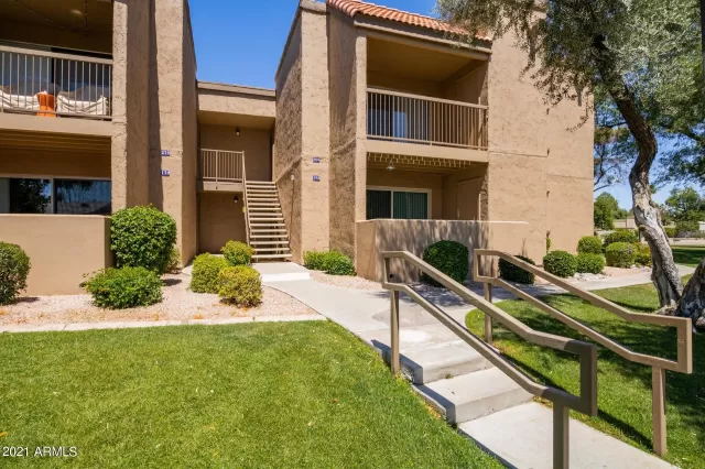MLS: 6229436 Condo For Sale