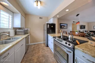 Photo #4: 6229496 Listing