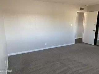 Photo #6: 6229504 Listing