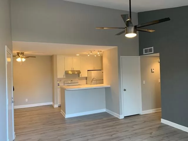 MLS: 6229550 Condo For Sale