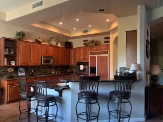 Photo #5: 6229858 Listing