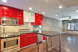 Photo #3: 6229873 Listing