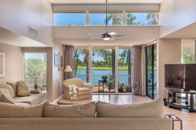 MLS: 6229917 Condo For Sale