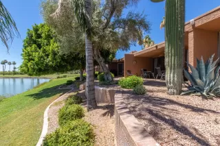 Photo #4: 6229917 Listing