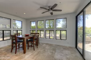 Photo #6: 6229926 Listing