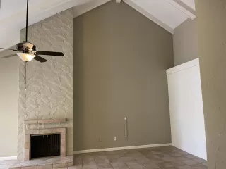 Photo #6: 6230015 Listing