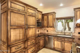 Photo #6: 6230052 Listing