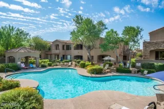 Photo #4: 6230072 Listing