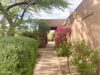 Photo #3: 6230077 Listing