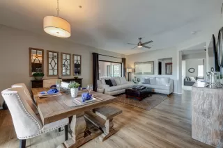 Photo #2: 6230111 Listing