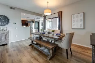 Photo #5: 6230111 Listing