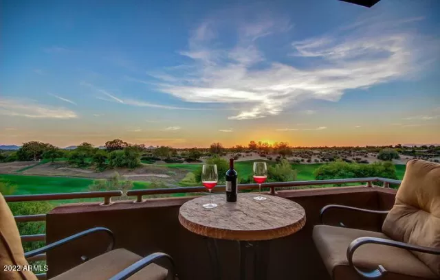 MLS: 6230414 Condo For Sale