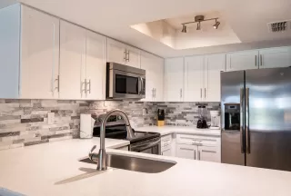 Photo #2: 6230491 Listing