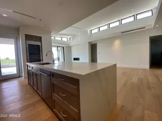 Photo #6: 6230755 Listing 