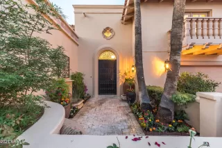 Photo #4: 6230848 Listing 