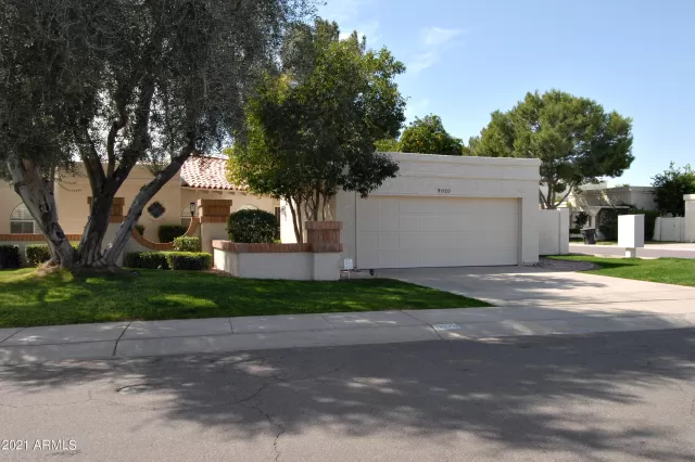 MLS: 6230893 Condo For Sale