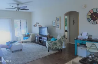 Photo #6: 6231046 Listing