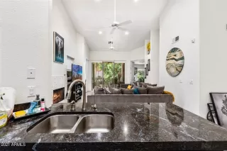 Photo #5: 6231282 Listing