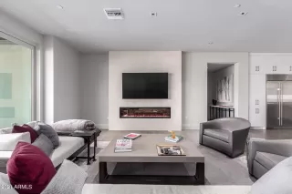 Photo #3: 6231317 Listing