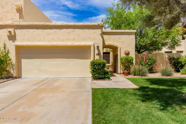 MLS: 6231347 Condo For Sale