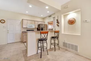 Photo #6: 6231478 Listing 