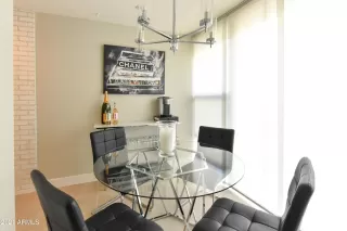 Photo #3: 6231500 Listing 