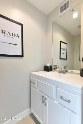 Photo #6: 6231500 Listing 