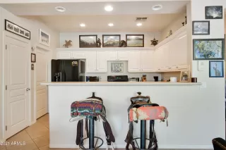 Photo #5: 6231507 Listing