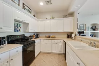 Photo #6: 6231507 Listing