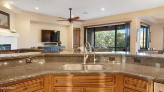 Photo #2: 6231538 Listing 