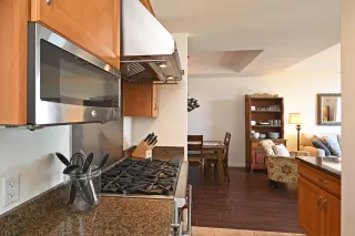 Photo #6: 6231625 Listing