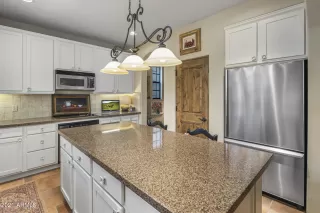 Photo #4: 6231693 Listing 