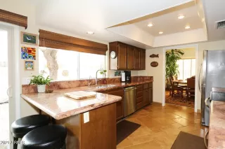 Photo #5: 6231735 Listing