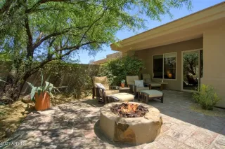 Photo #2: 6231758 Listing 