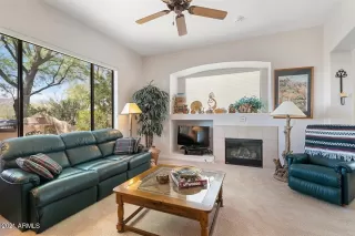 Photo #6: 6231775 Listing 