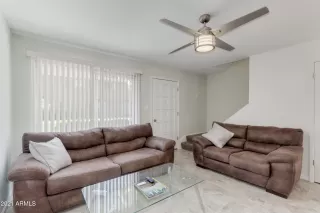 Photo #4: 6231836 Listing